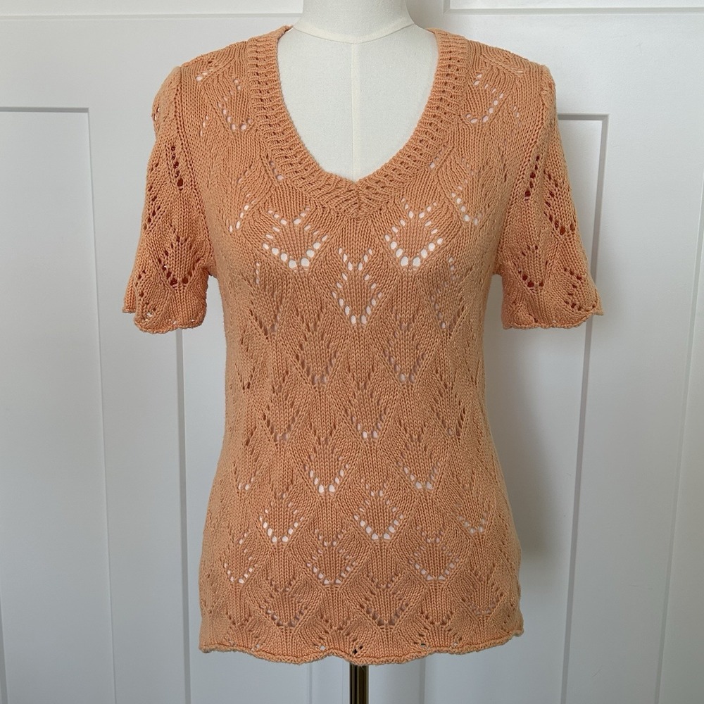VENUS Crochet Short Sleeve Sweater  Women's Small‎ - Coral Peach